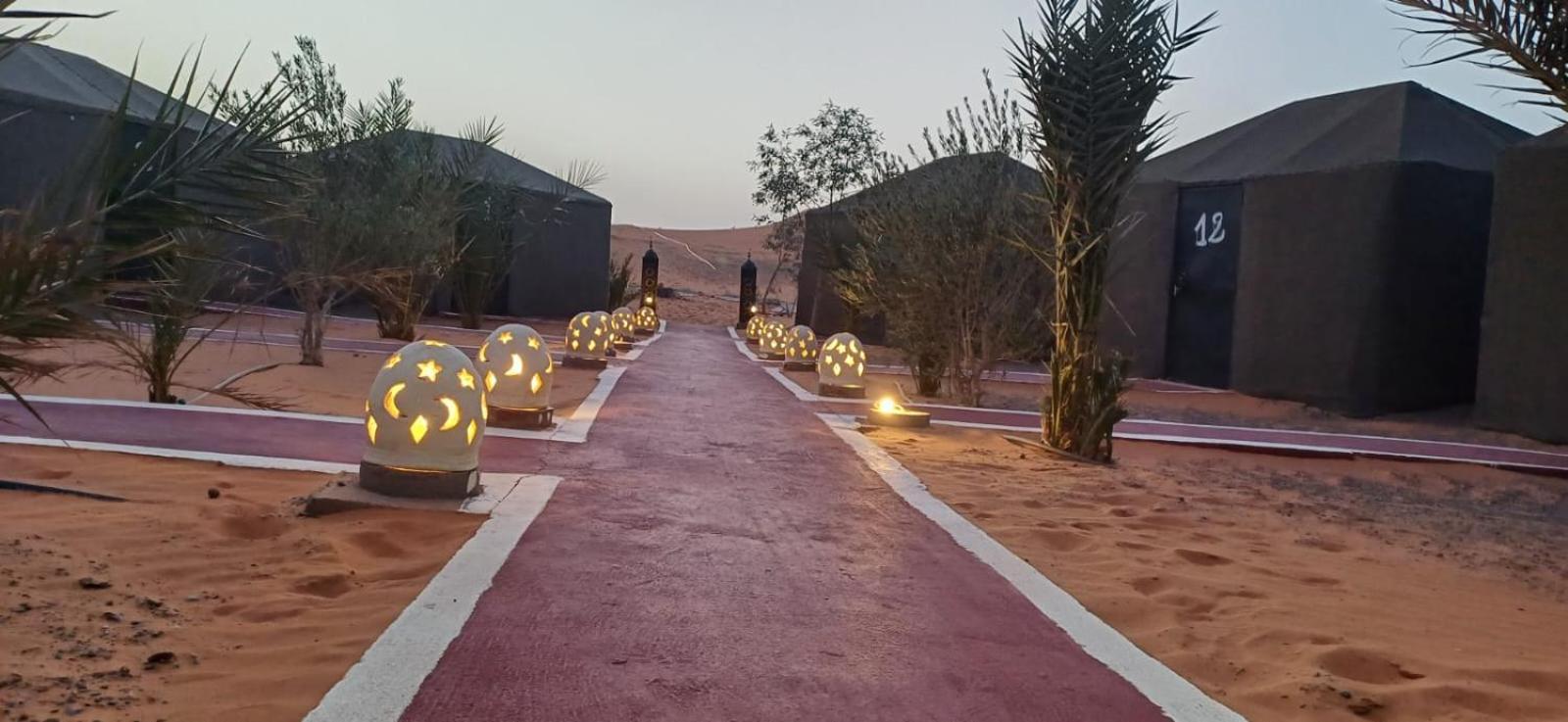Merzouga Camel Trekking Camp ภายนอก รูปภาพ